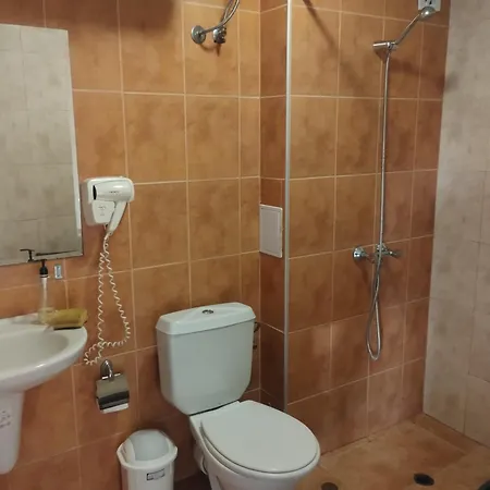 рай Apartman *